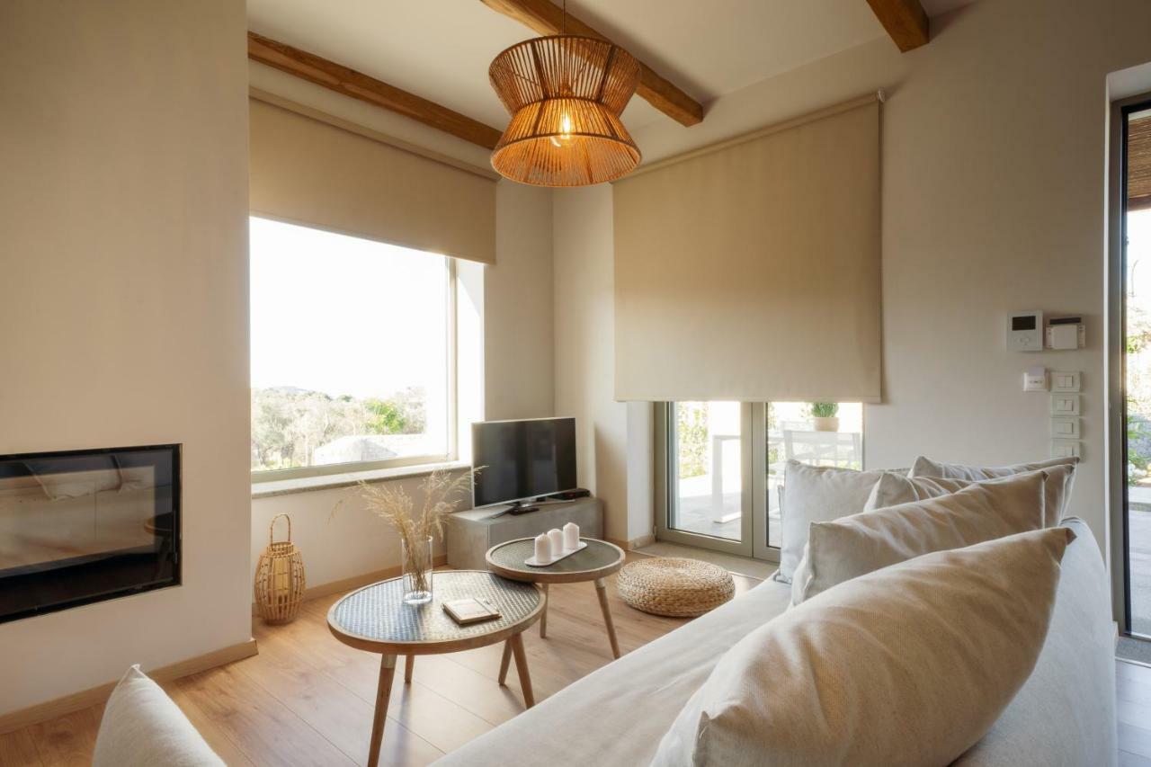 Elies Residences Luxury Apartments Mytilíni Esterno foto